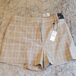 Express Plaid Women's Shorts, NWT. Soze 8